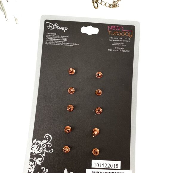Disney Pocahontas Vintage Nostalgic Stud Earring Pack with Dream Catcher Set - Picture 6 of 6